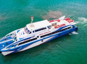 Tàu Mạnh Quang trên cảng Cái Rồng