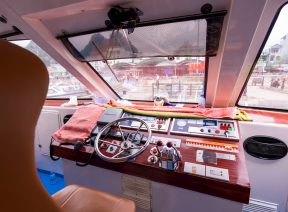 Nội thất Tàu cao tốc Mạnh Quang